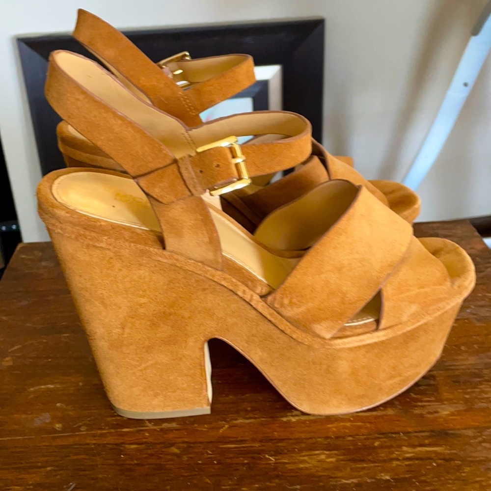 Michael Kors Platform Pumps size 8.5 brown